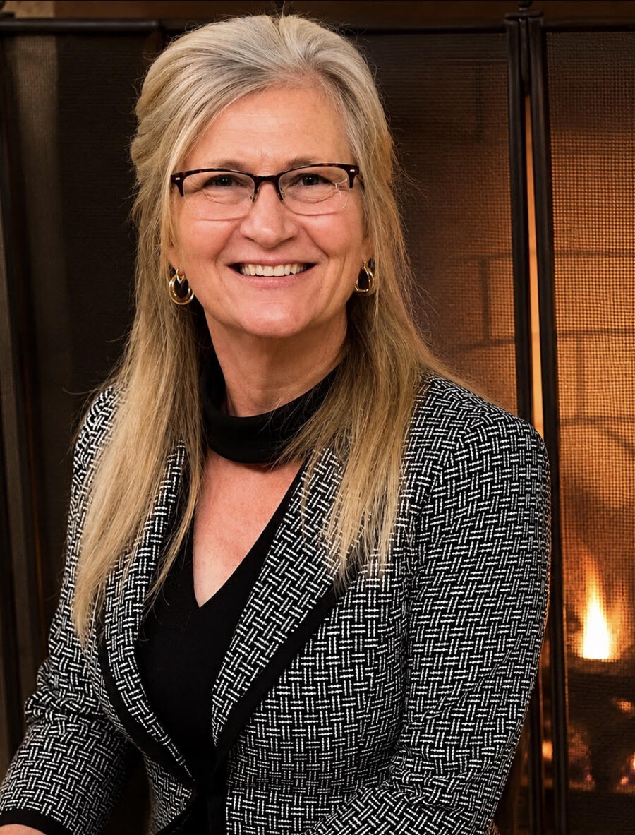 Portrait of Linda Thull